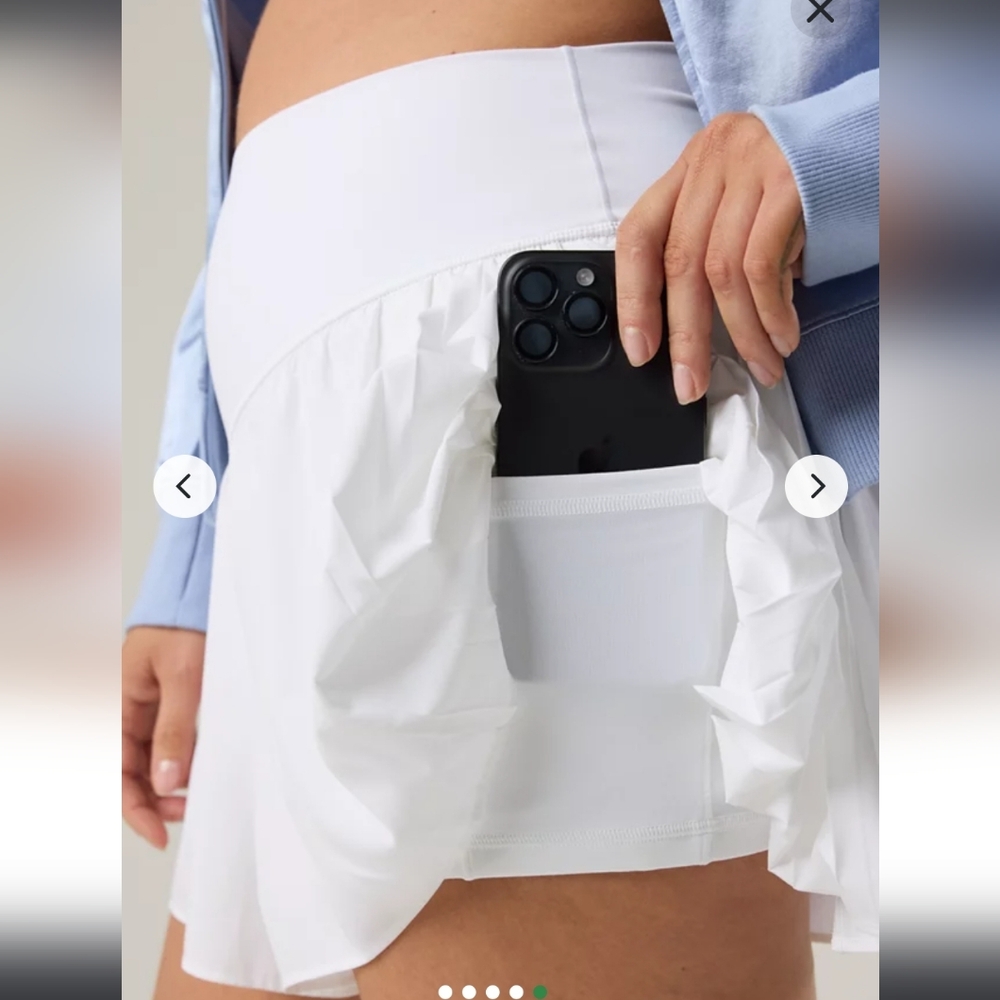 Offline By Aerie Real Me Pleated Flowy Short - Picture 3 of 5